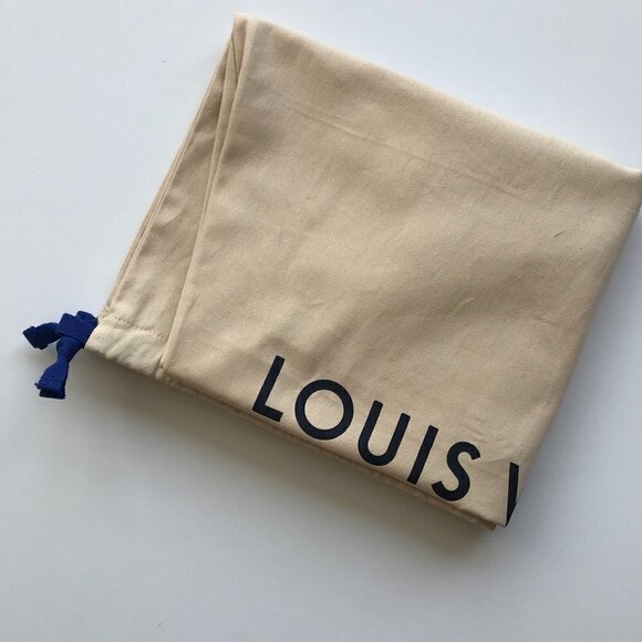 LOUIS VUITTON dust bag, L/XL cotton drawstring, 22” x 34”, 11" sq bottom - Picture 5 of 16